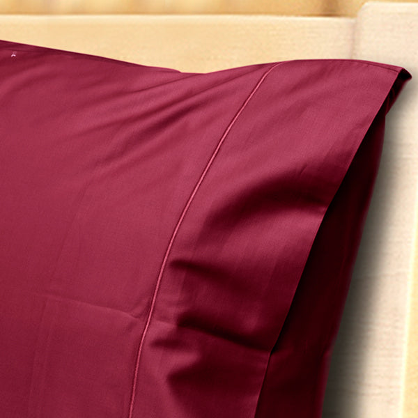 Maroon Solid Pillowcases